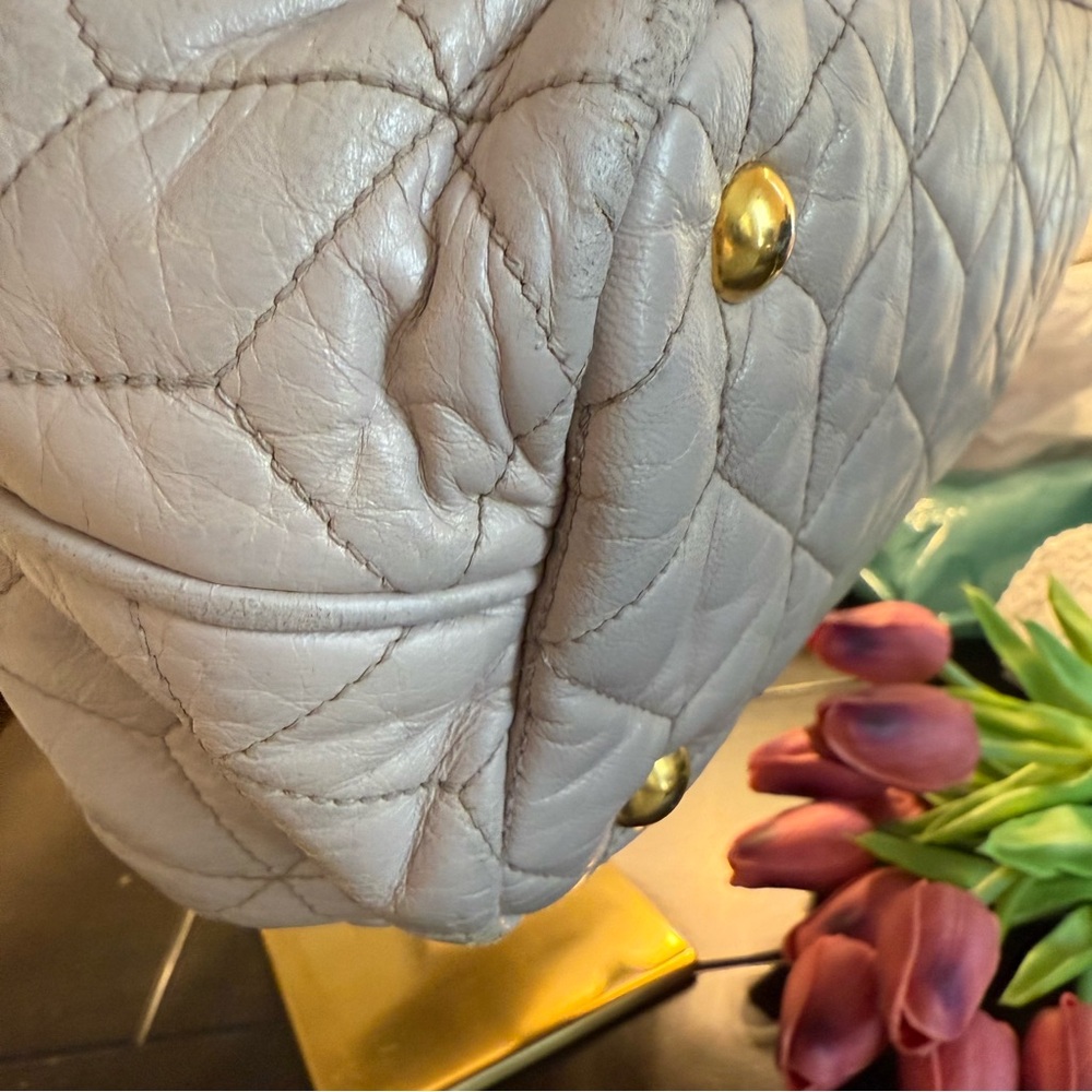 MIU MIU Quilted Leather Handbag Beige - Picture 9 of 16